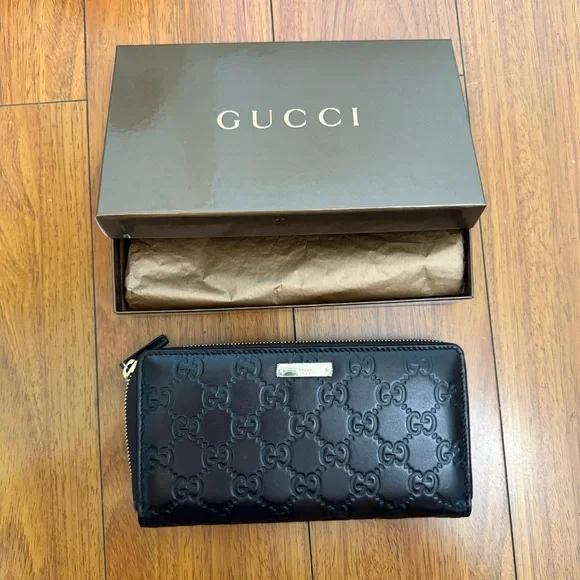 Gucci | Bags | Gucci Nwt Brown Leather Zip Wallet | Poshmark display picture 2